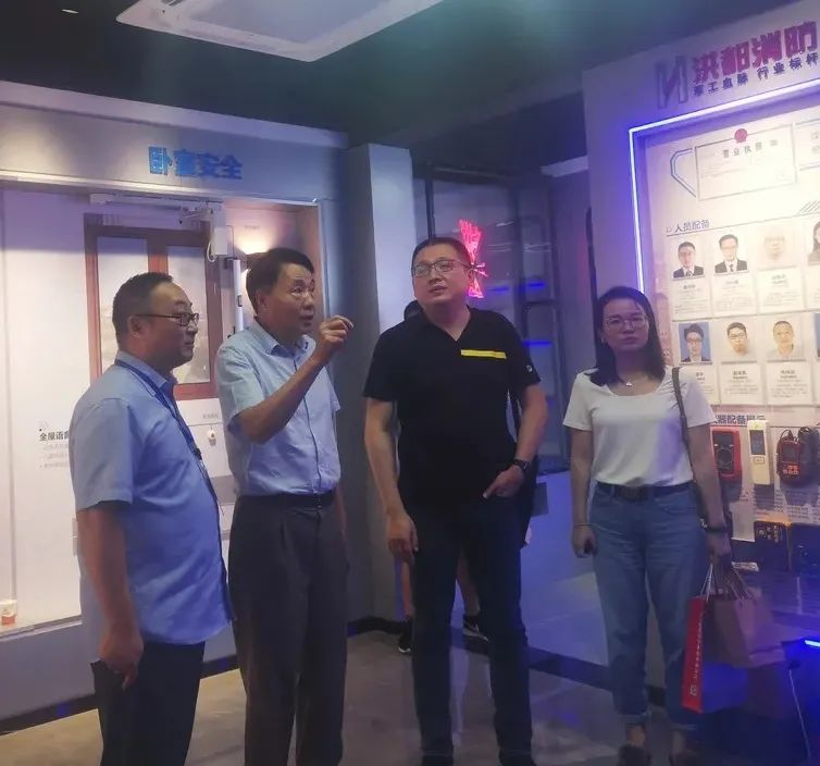 联想新视界公司总经理一行莅临我司参观考察